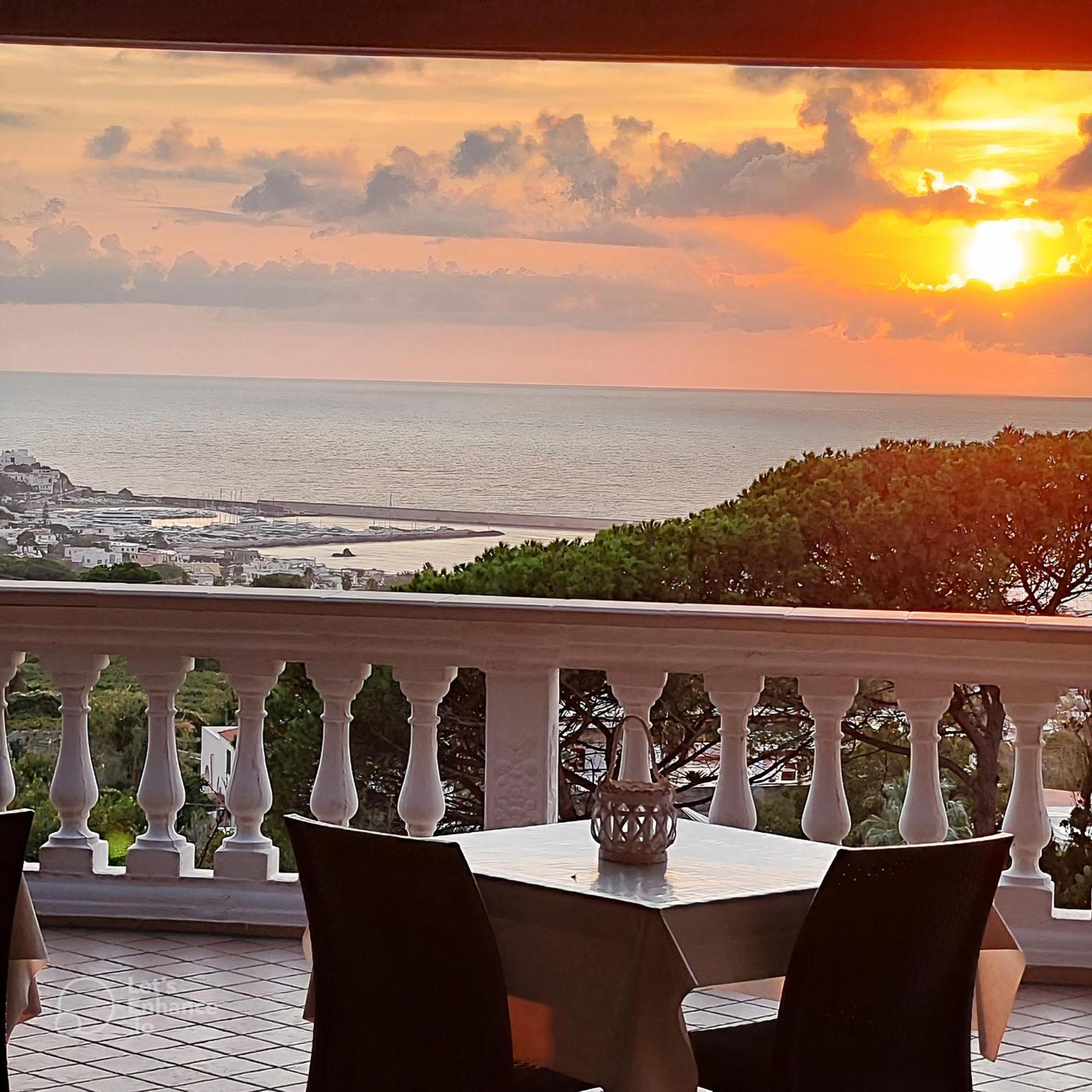 Antonietta 5* Isquia